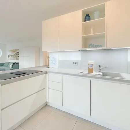 Achterwasserblick Strandstrasse 21c Koelpinsee *