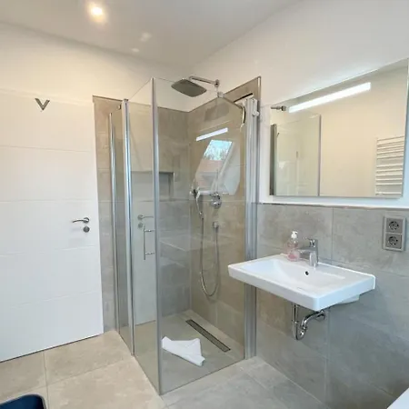 Achterwasserblick Strandstrasse 21c Koelpinsee * Loddin