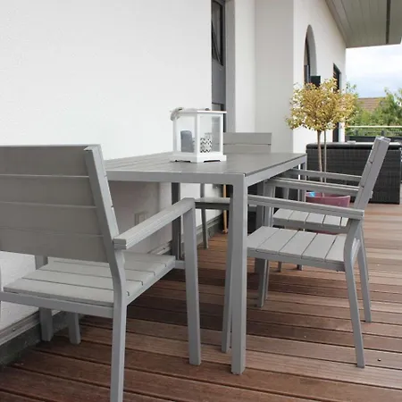 Achterwasserblick Strandstrasse 21c Koelpinsee * Loddin